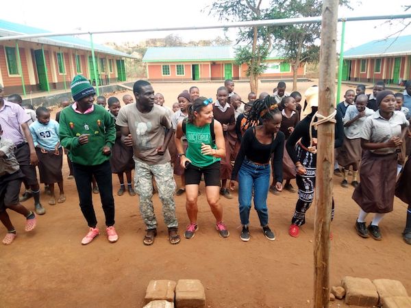 Voluntariado Kenya escuelas niños